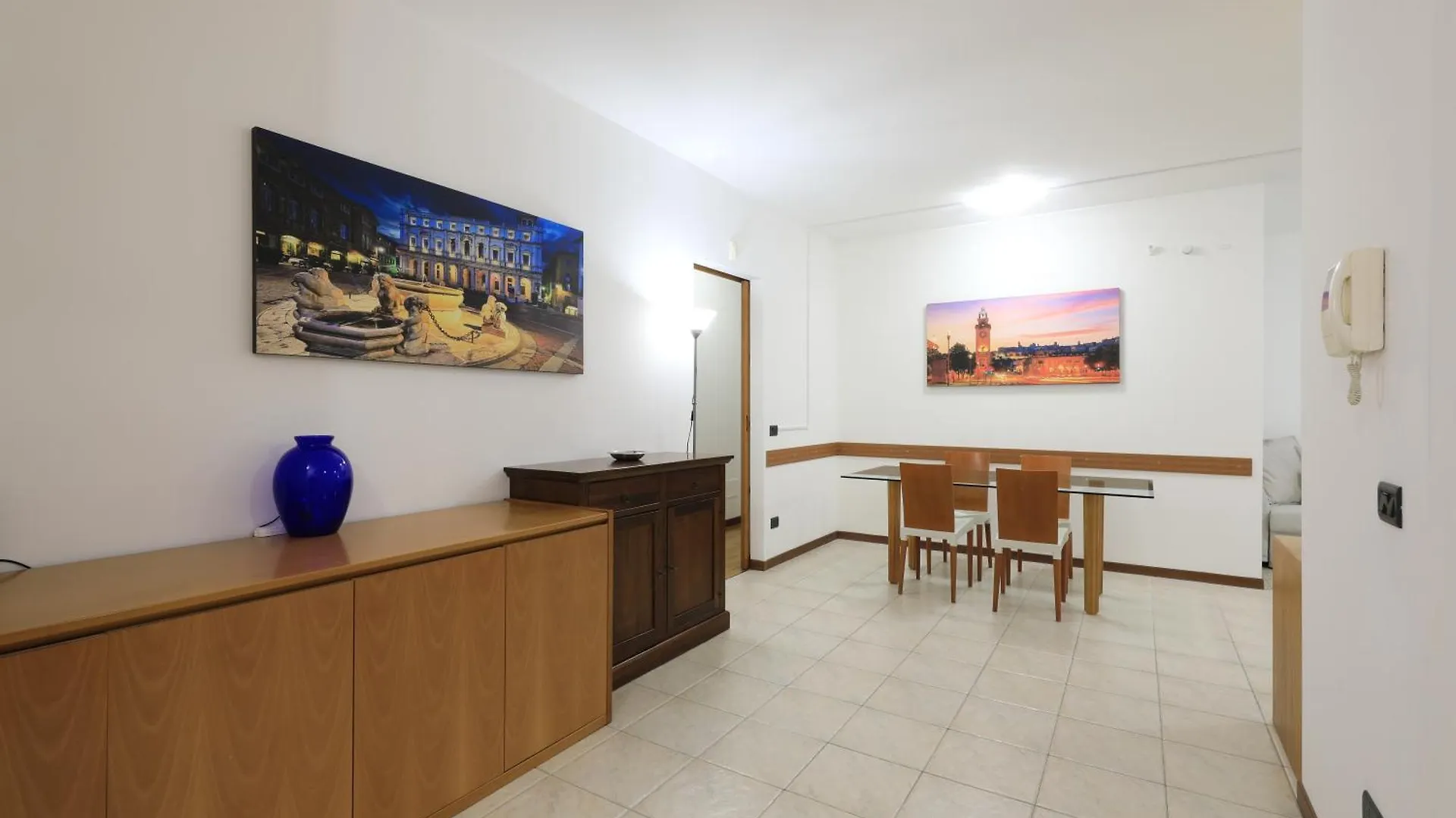 Central Luxury Apt W Garage Happy Home Bergamo Apartment